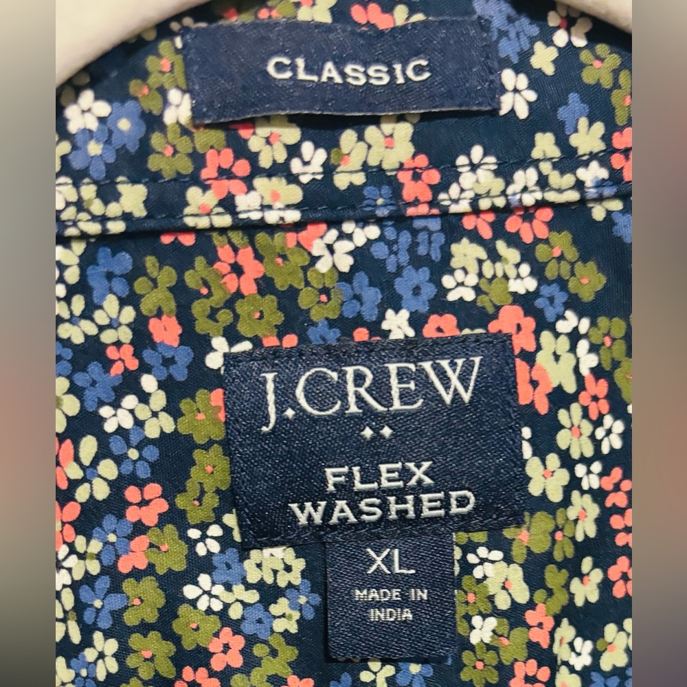J. Crew short-sleeve printed flex casual shirt in navy floral.